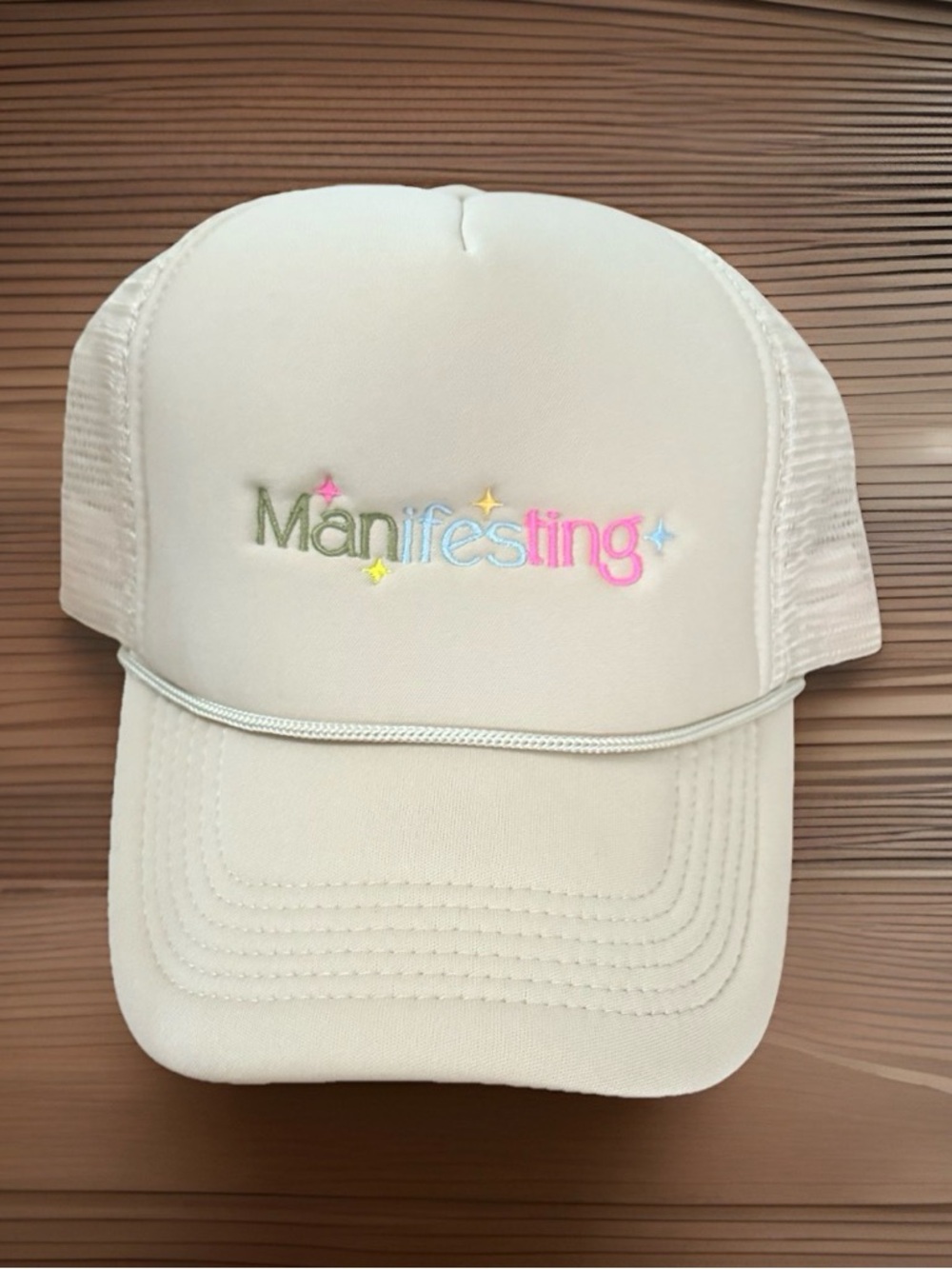 Unisex beige Manifesting trucker hat. Osfa. New without tags